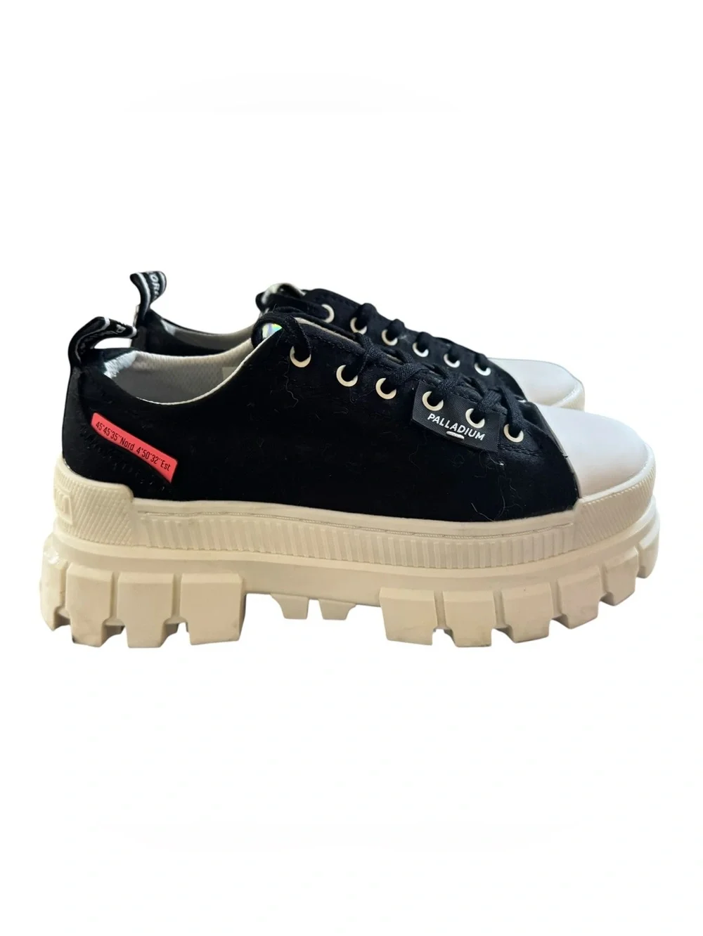 Palladium Revolt Lo TX sneakers woman’s size 7